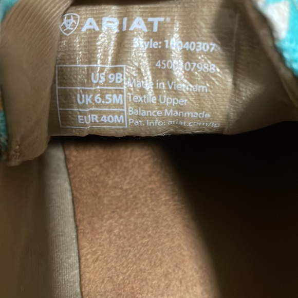 •ARIATS• - Picture 8 of 8